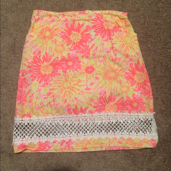 Lilly Pulitzer Corrie Skirt in Sunkissed with Glow - Picture 3 of 3